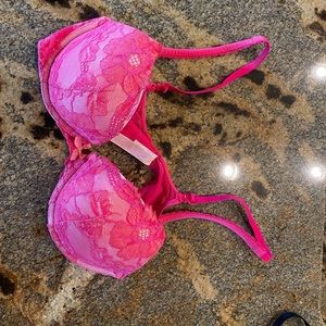 Victoria’s Secret Push-Up Body by Victoria 34C